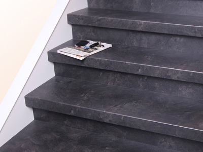 laminátových schodu antracitový kámen